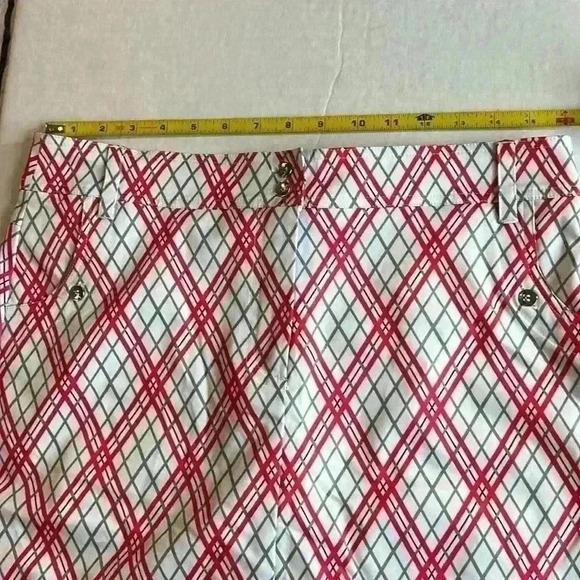 GG blue golf skirt with under shorts. Red plaid Size 10 NWT skirt - Picture 11 of 13